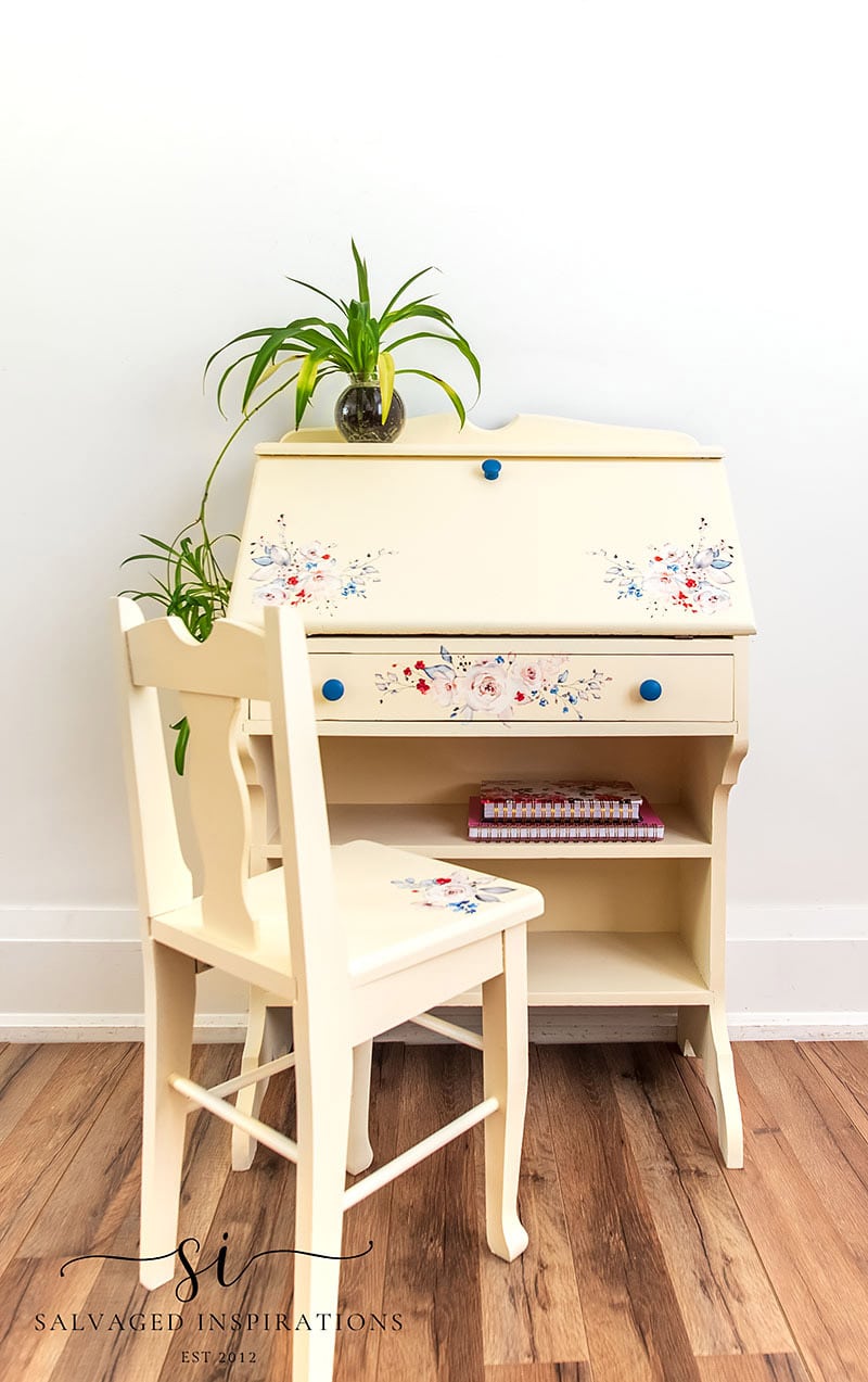 Charming and Chic Farmhouse Thrift Store Makeovers are going to Inspire you to create your own original diy project that will be amazing!
