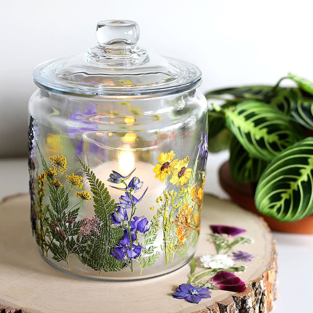 Flower Craft and how to make a Decorative Thrift Store Glass Jars Makeover