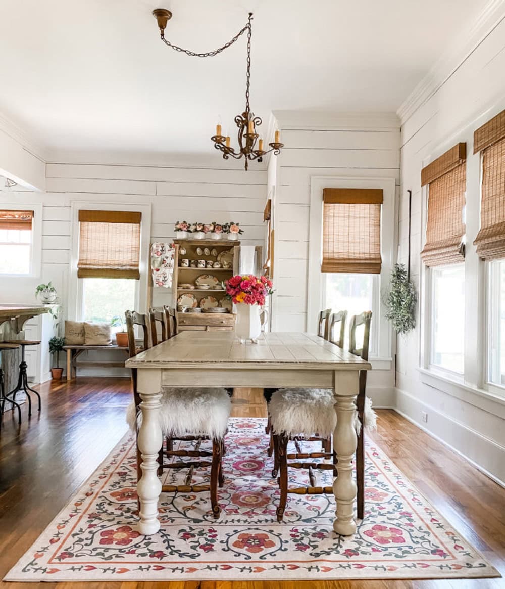 Here Is Why I’m Leaving Farmhouse Neutral Behind featured in The Cottage Market Saturday roundup
