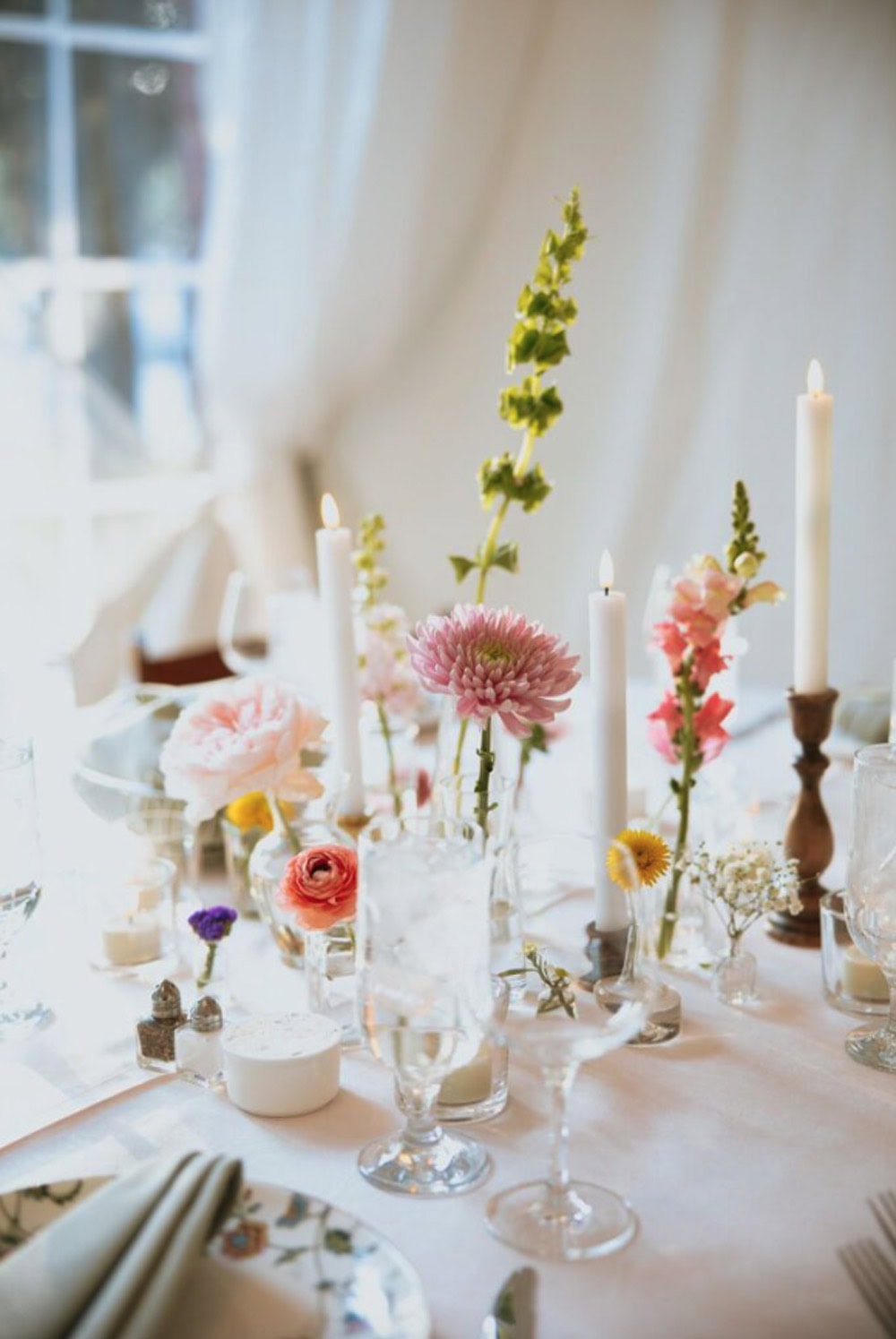 A Cluster of Mismatched Bud Vases floral inspiration featured on The Cottage Market