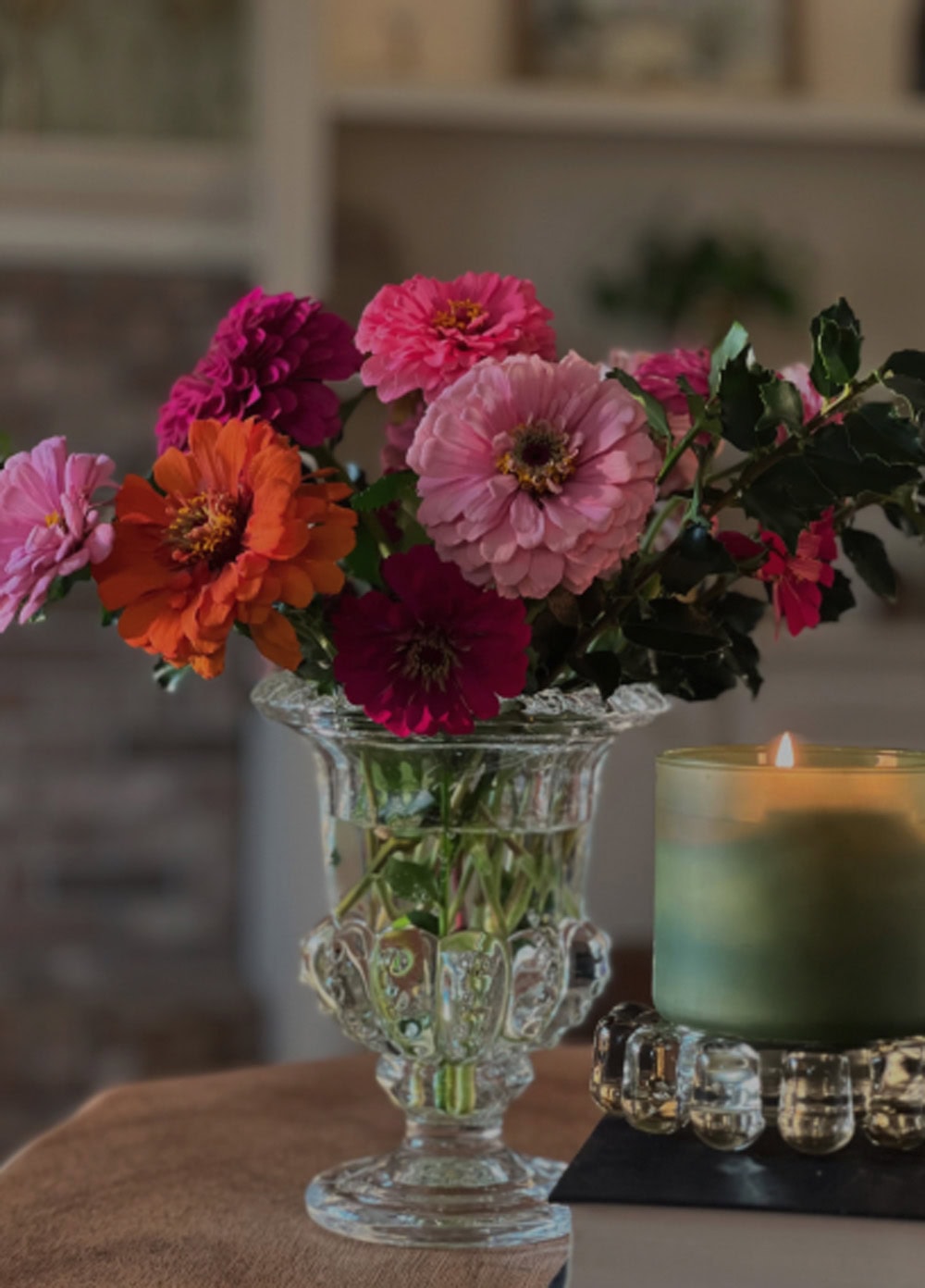 Always Look at the Vases While Thrifting floral inspiration featured on The Cottage Market