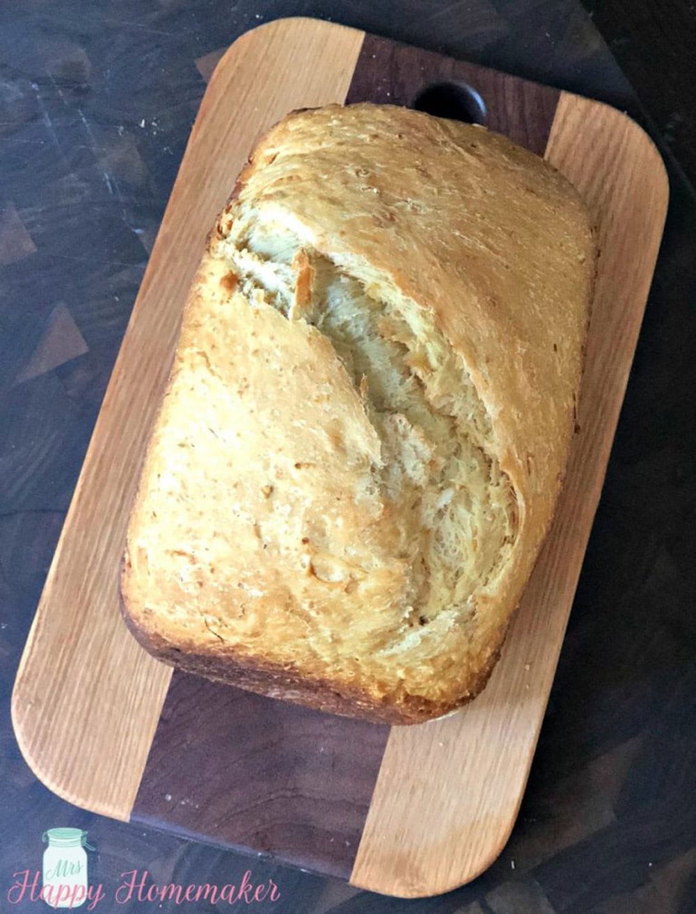 Copycat Longhorn Honey Oat Bread from Mrs. Happy Homemaker