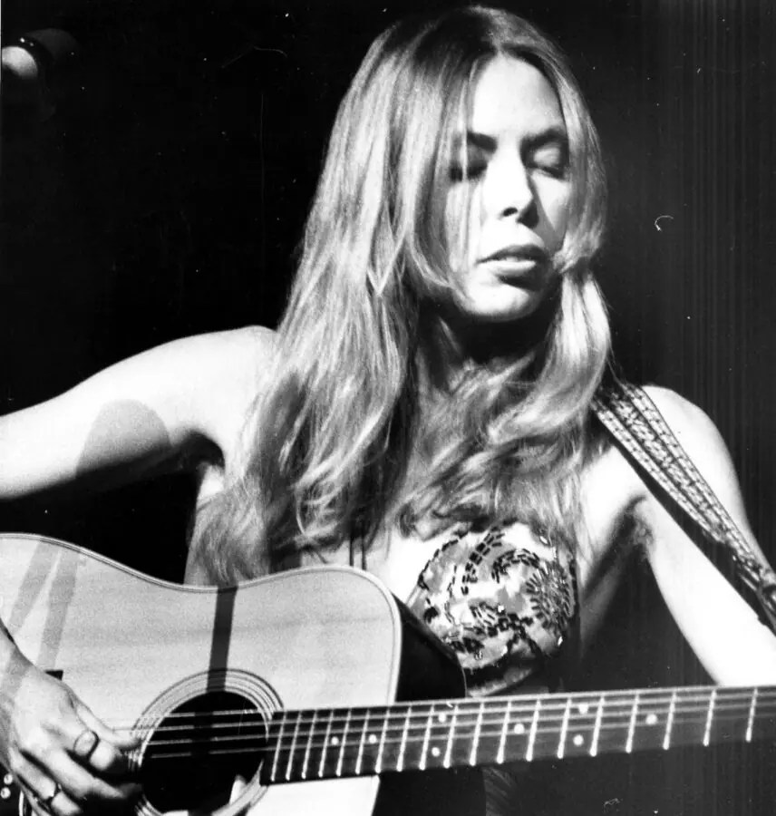 Joni Mitchell in 1974