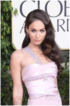 Megan Fox Robot Double at 2011 Golden Globes? - TheCount.com