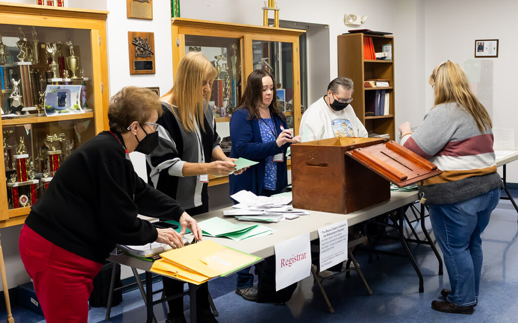 Mapleton Daze Annual Online Auction ends today The County