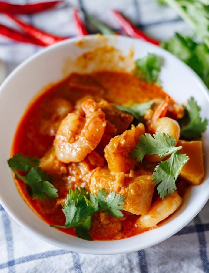 Easy Thai Red Prawn Curry — The Craver's Guide