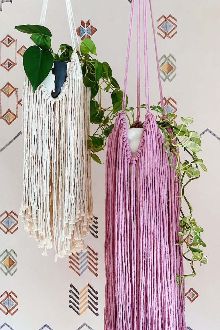 40 Easy DIY Macrame Plant Hangers Ideas & Tutorials