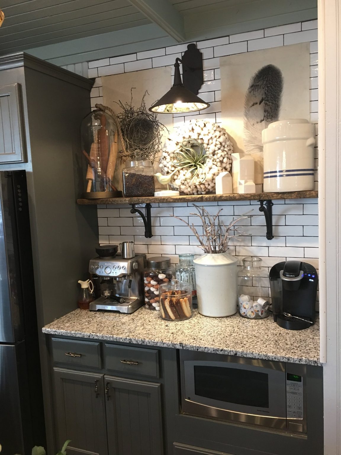 40+ Best Farmhouse Coffee Bar Ideas With Tutorials