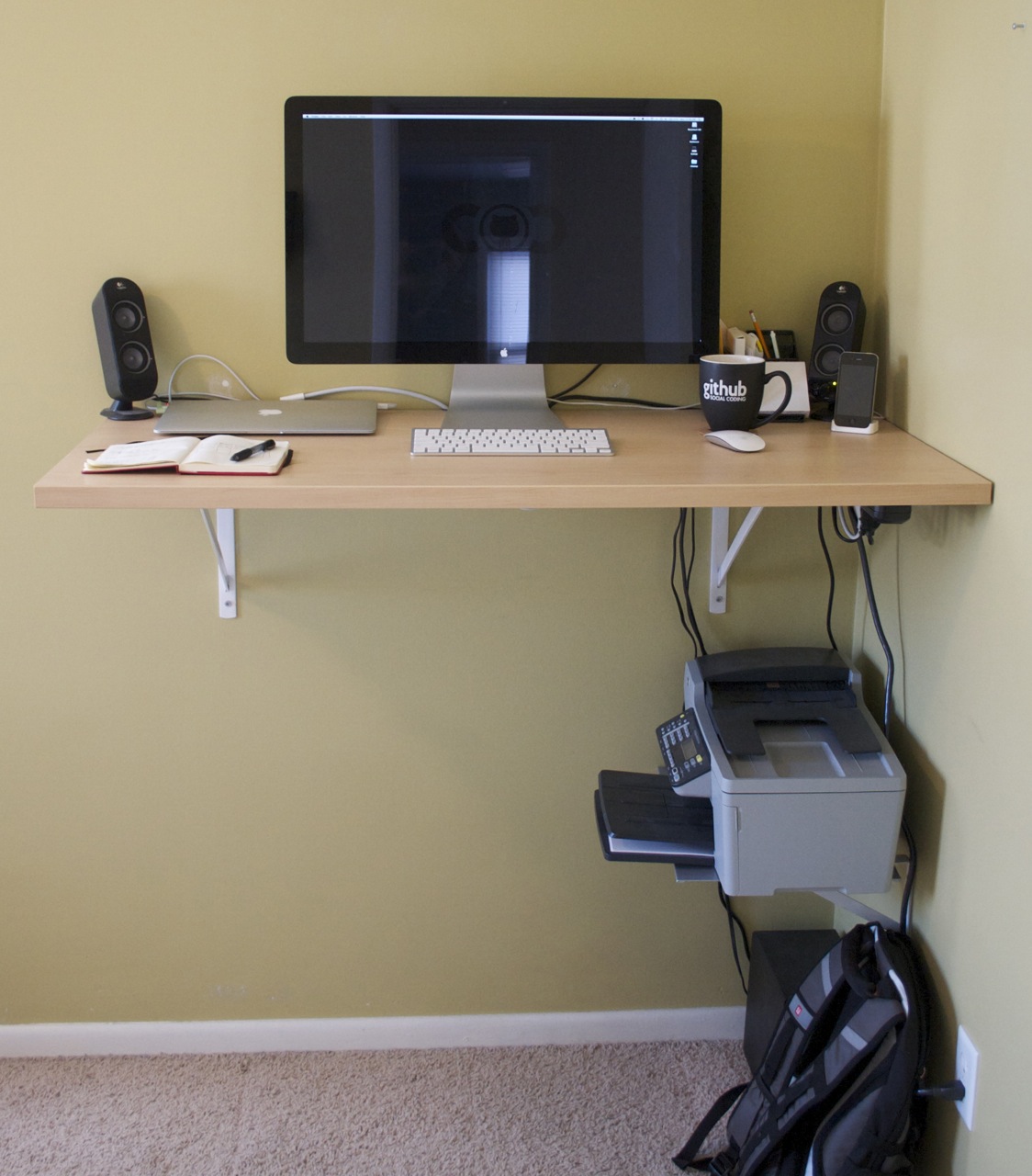 28 Best DIY Standing Desk Ideas For Your WFH SetUp