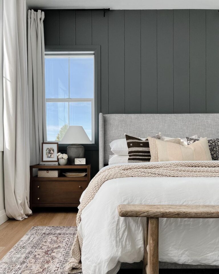 30 Mind Blowing Grey Accent Walls Ideas For Your Home