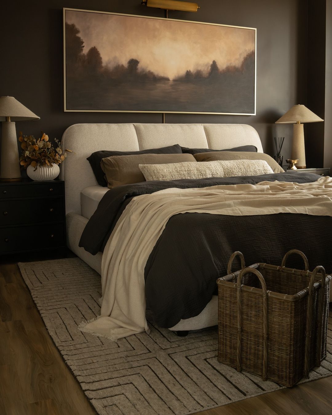 15 Warm And Aesthetic Brown Bedroom Ideas You Need To See