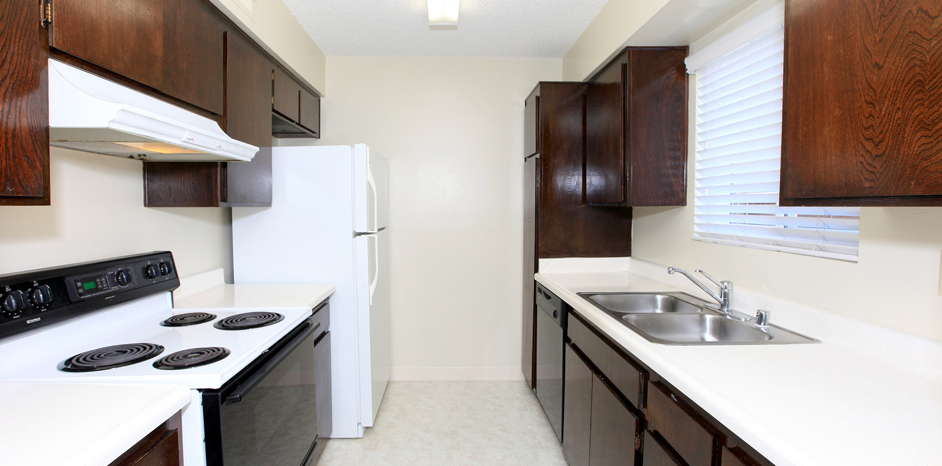 Crestview Apartments Apartment Homes in La Mesa, CA