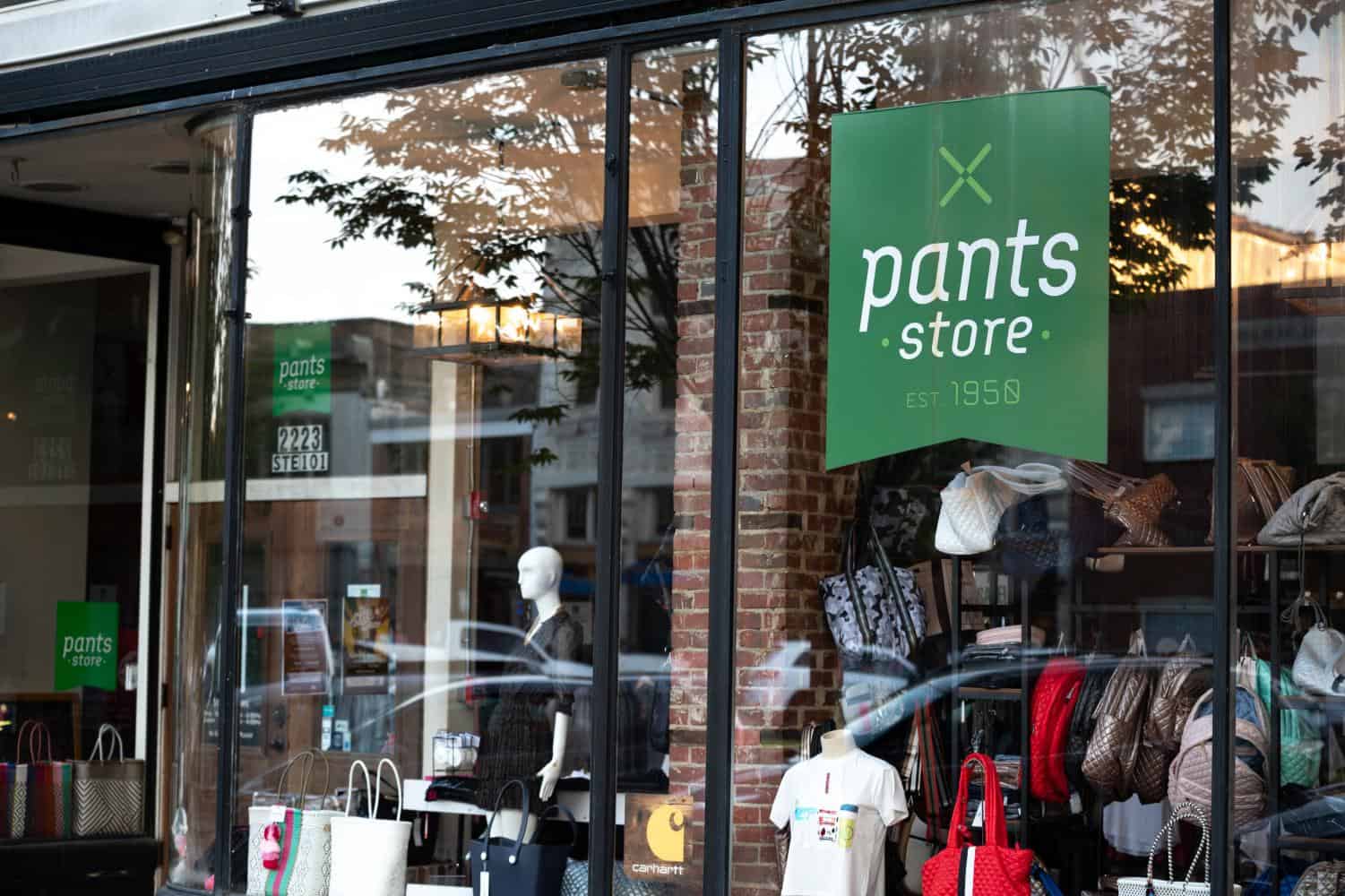 Businesses come and go Why three business have survived on the Strip