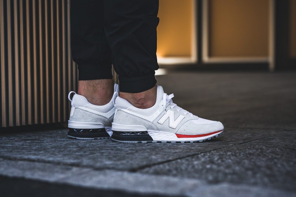New Balance Men's 574 Classics Running Shoes June 2021