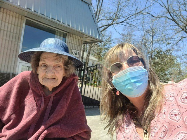 ‘She lost her will to live’ Ontario caregiver reflects on mother’s