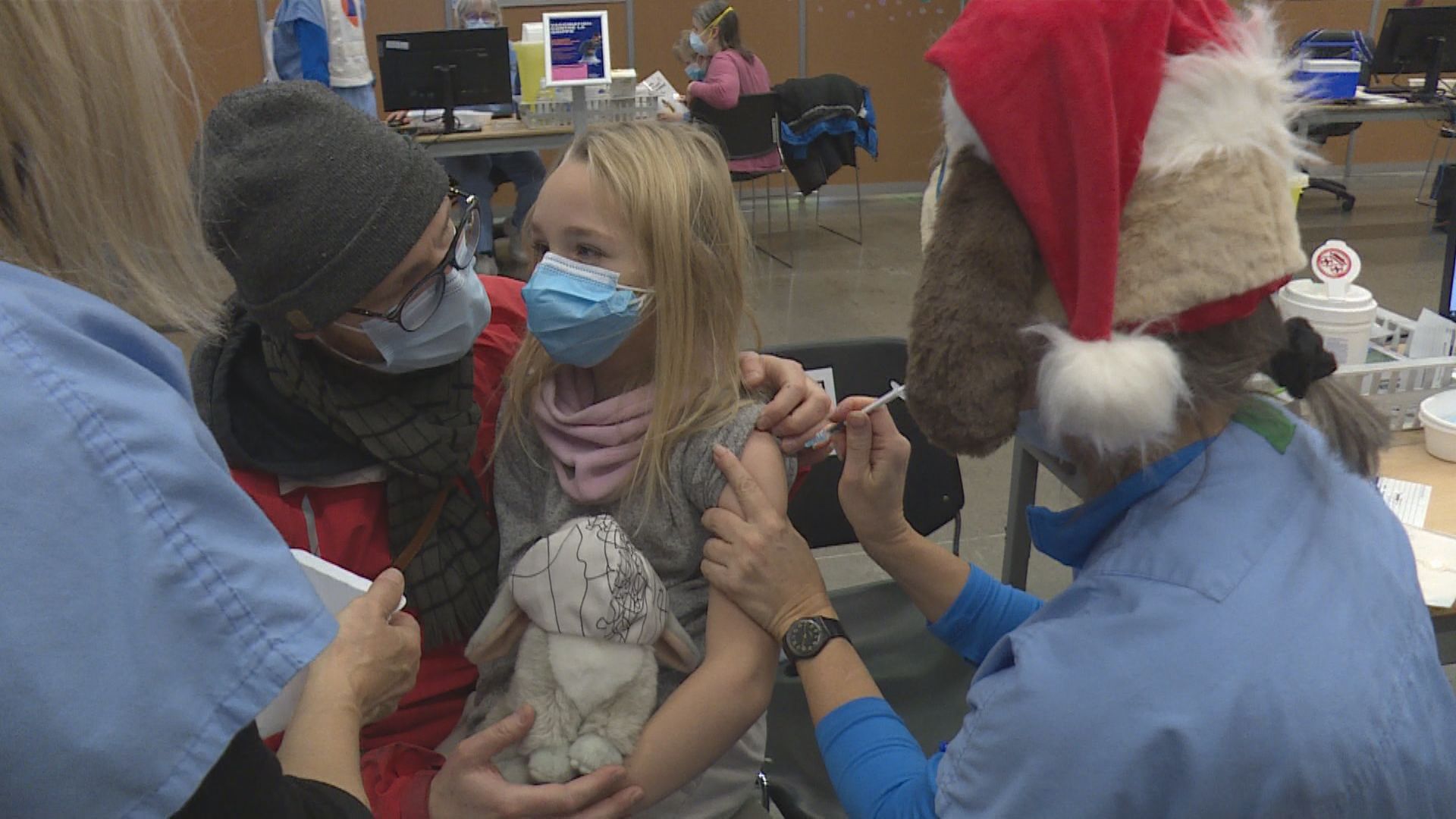 COVID19 cases in Quebec skyrocket to past 2,000, highest daily total in 11 months The Crystal