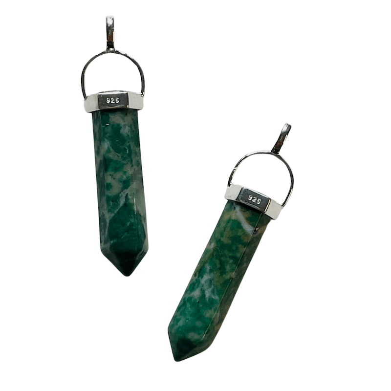 China Jade Point Pendant for Good Luck and Prosperity