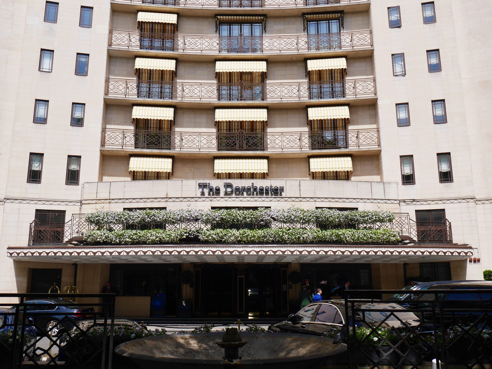 Mayfair Art Deco Tour and Afternoon Tea at The Dorchester