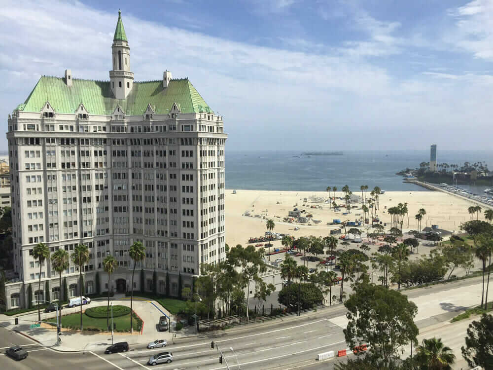 The Current New Apartments in Long Beach