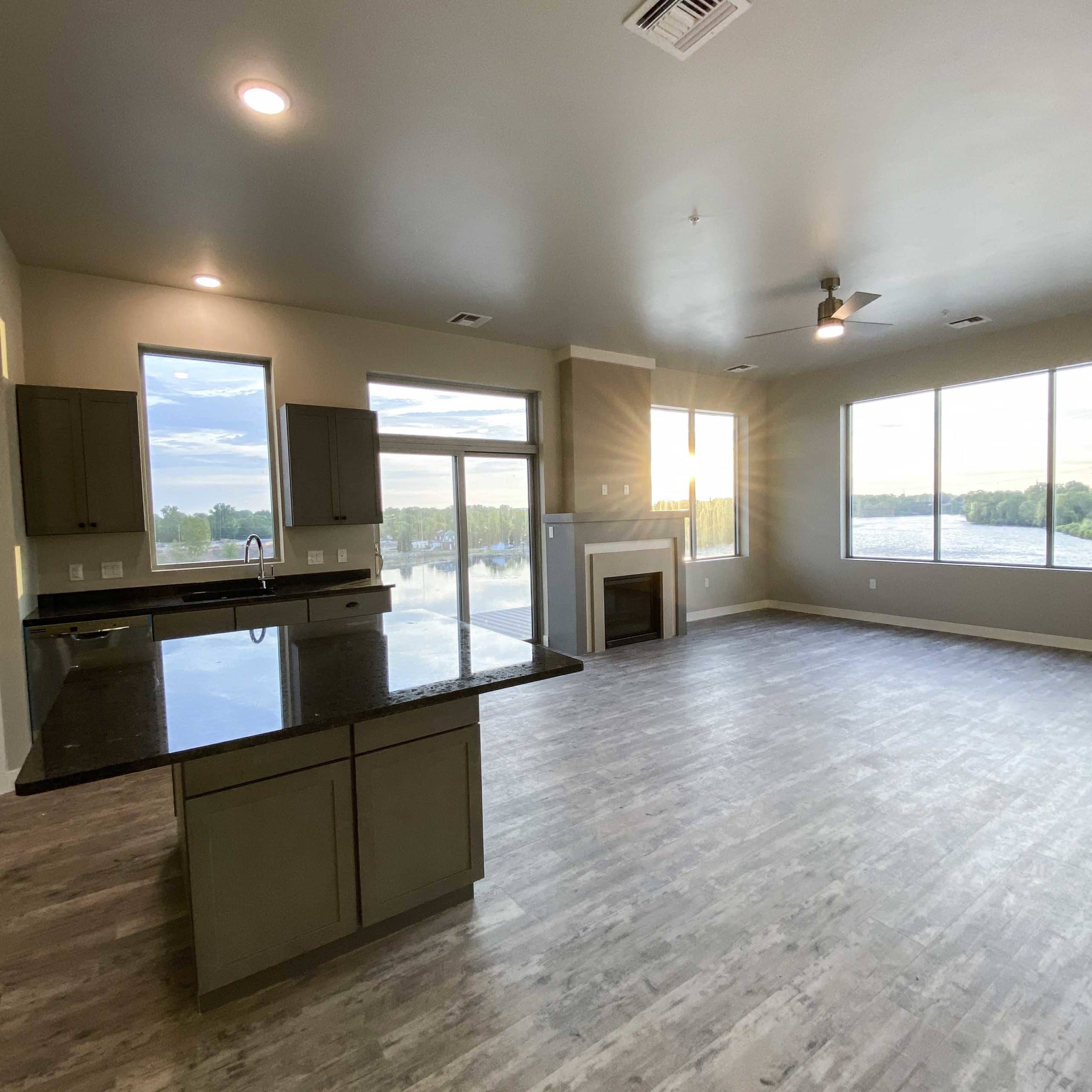 Gallery 1 Bedroom & 2 Bedroom Waterfront Luxury Apartments for rent WI