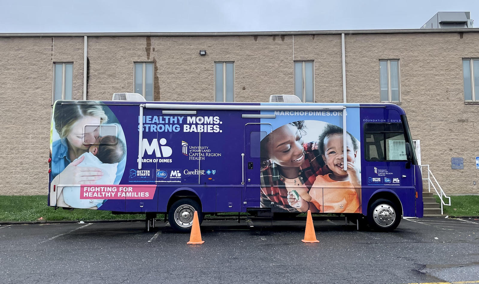 Mobile maternal health care clinic offers prenatal, postpartum care