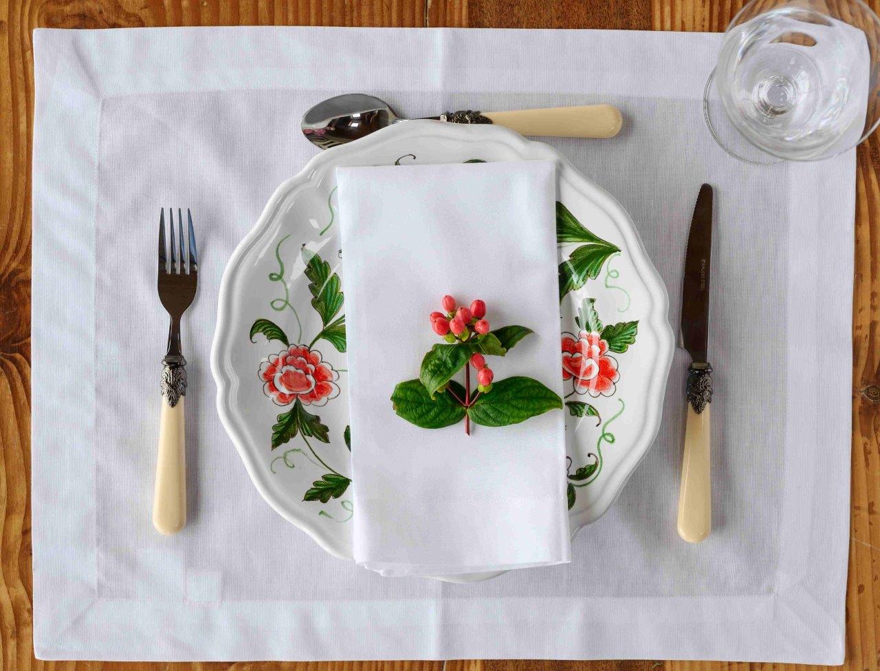 Placemats White Linen/Cotton Placemat The Designed Table