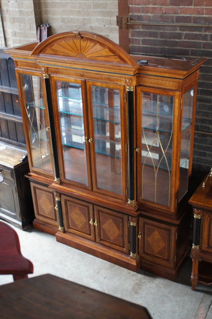 Traditional Regency Style Illuminated China Ornate Brass