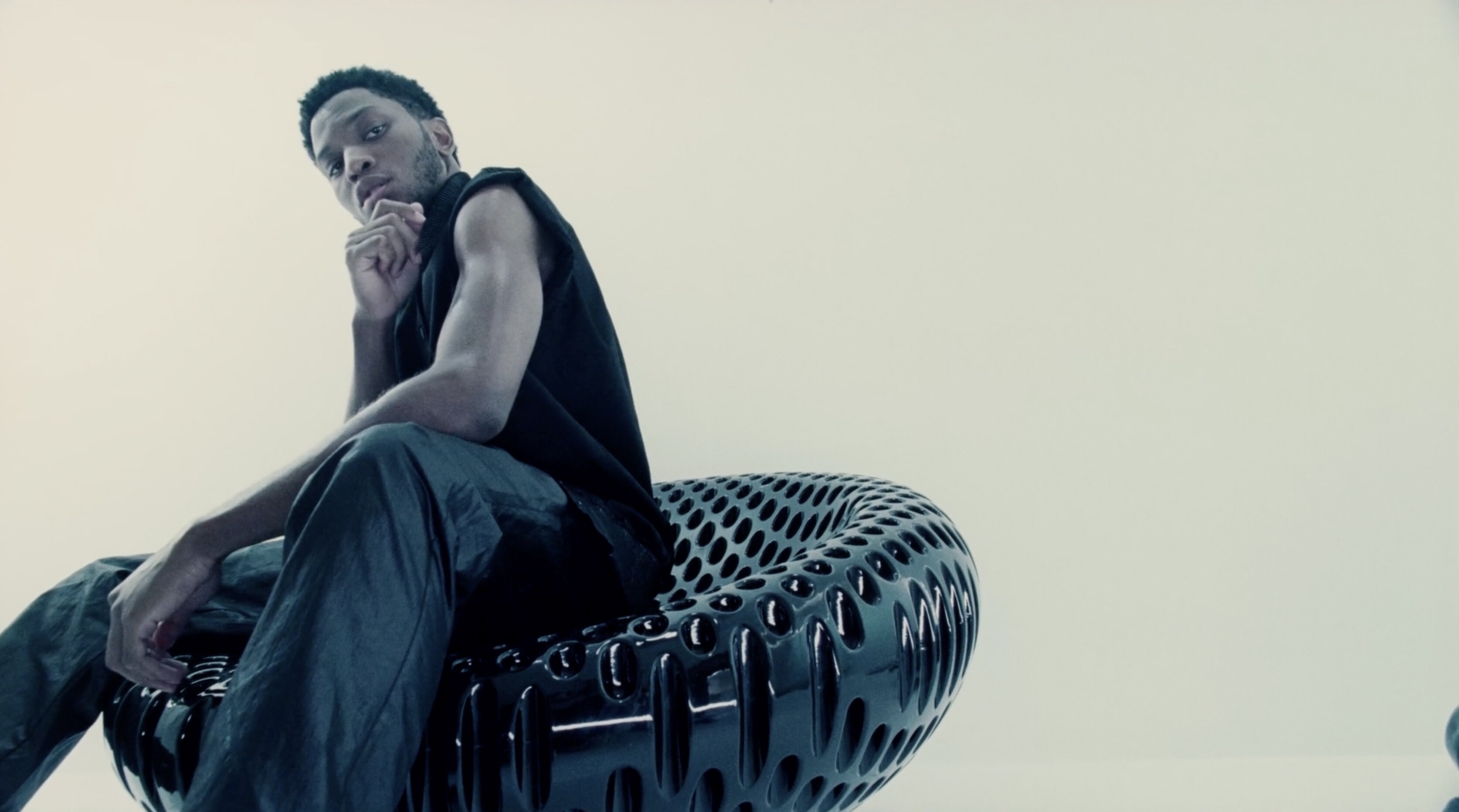 Gallant Releases New Video, "Doesn't Matter" Watch Now