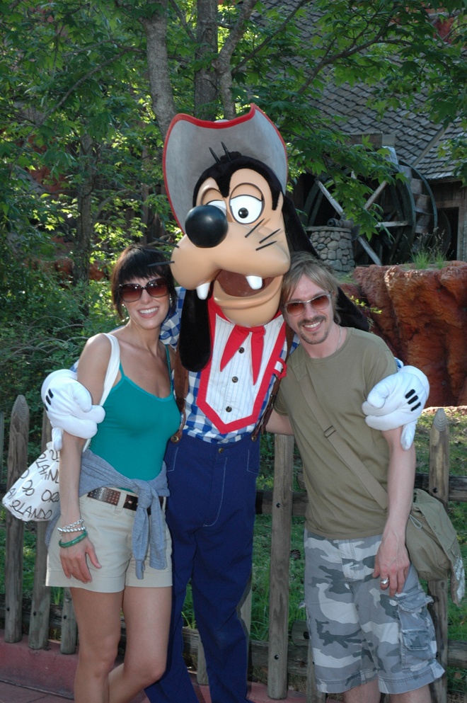 MEETING GOOFY AT EPCOT The Disney Sophisticate