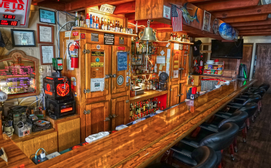 Hang Loose Lounge Kahului, Maui, Hawaii The Dive Bar Tourist