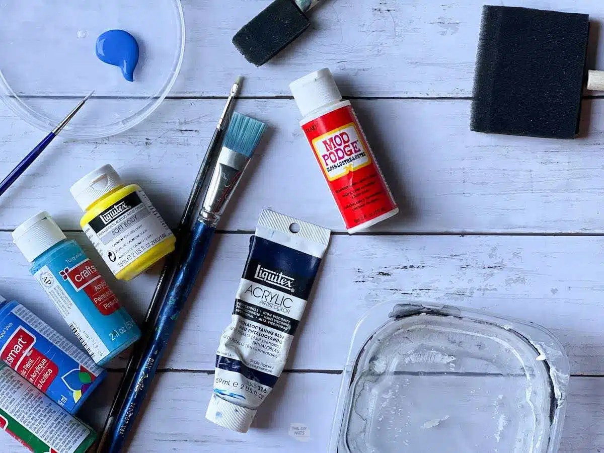 How To Paint A Baby Helmet Design The DIY Nuts