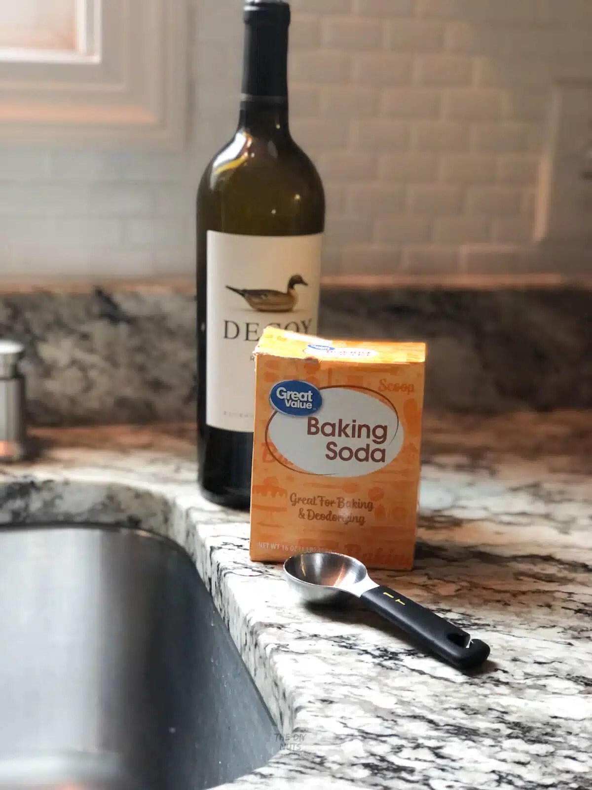 How To Easily Remove Wine Labels (with video) The DIY Nuts