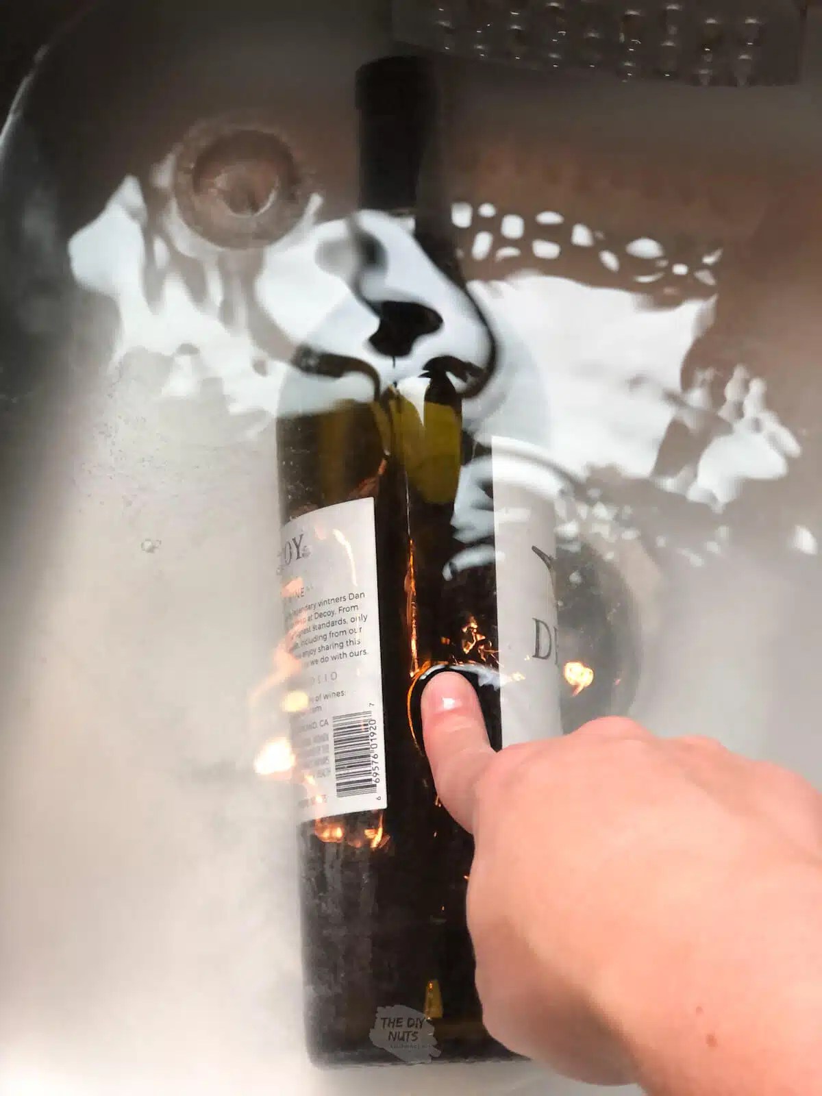 How To Easily Remove Wine Labels (with video) The DIY Nuts