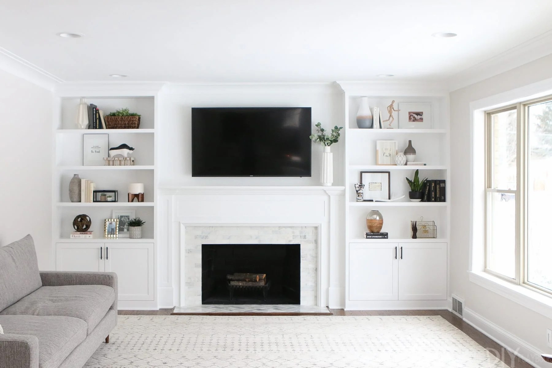 The Dos and Donts of Decorating BuiltIn Shelves The