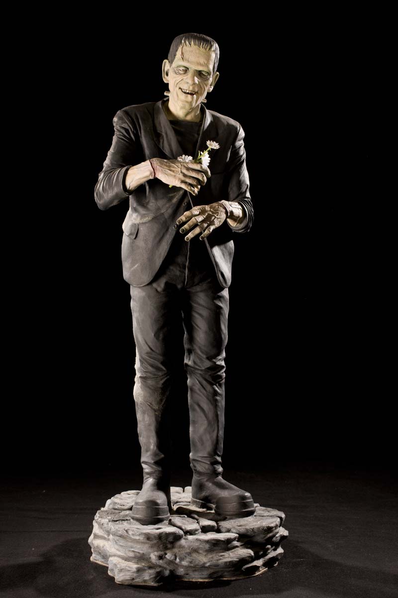 Frankenstein (1931) The Doctor's Model Mansion