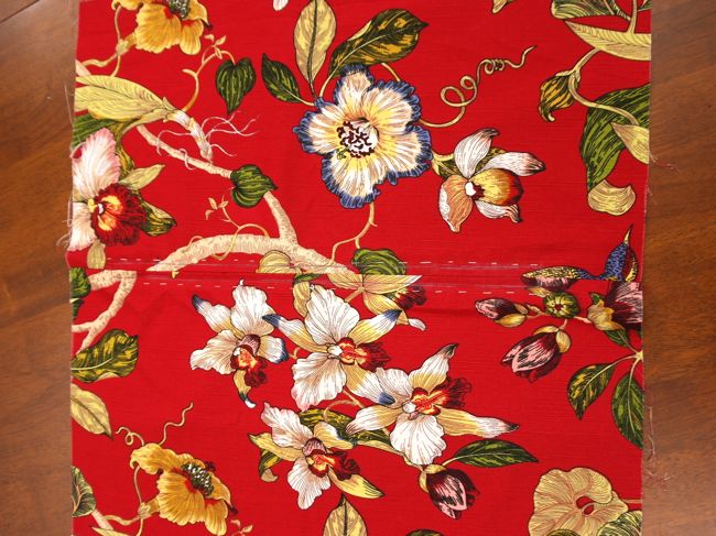 Tutorial how to make a simple zipback cushioncover The Dreamstress