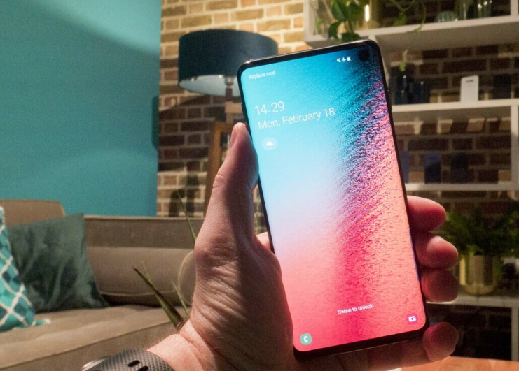 How to change sensitivity of Galaxy S10 touchscreen increase