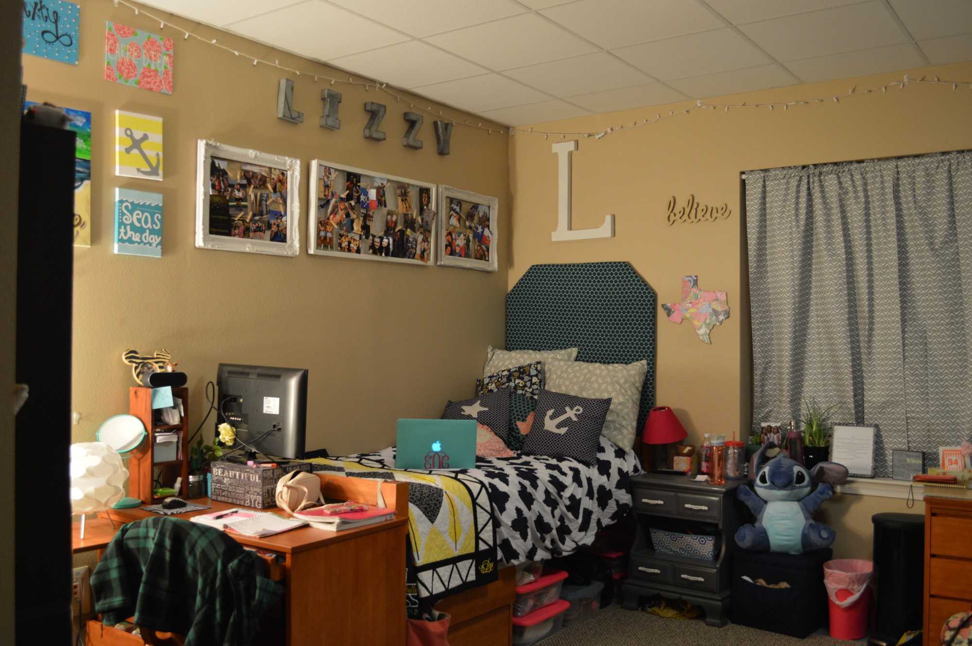 Deck the Dorm