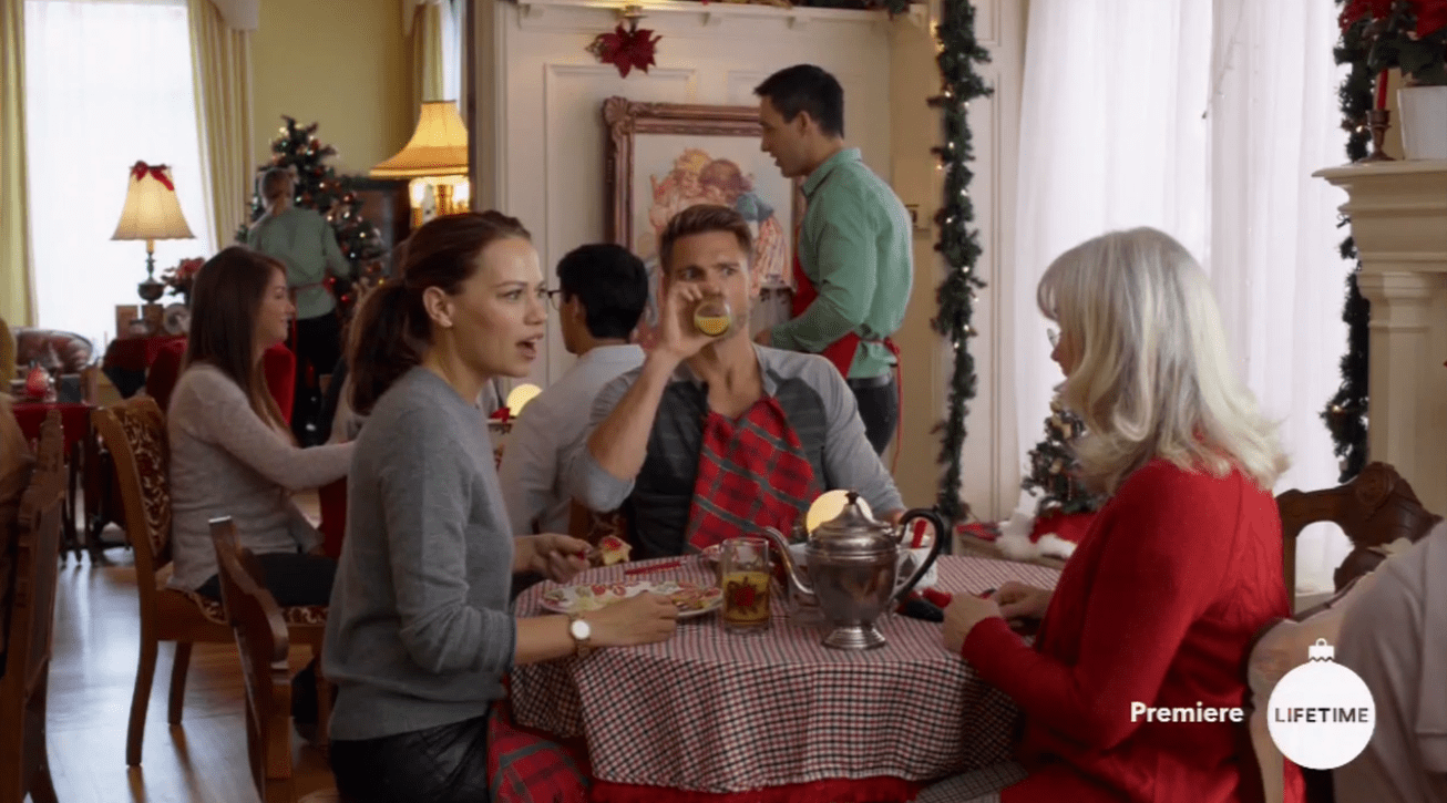 Snowed-Inn Christmas (Lifetime 2017) YouTube