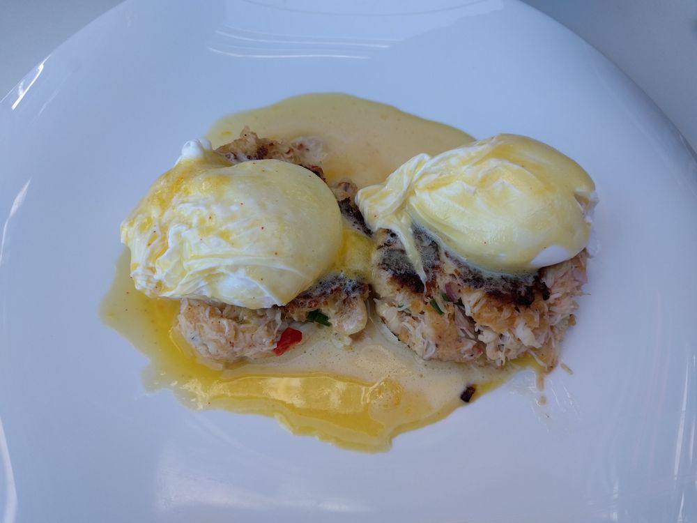 MustTry Crab Cakes at These Seattle Spots Where To Eat Guide