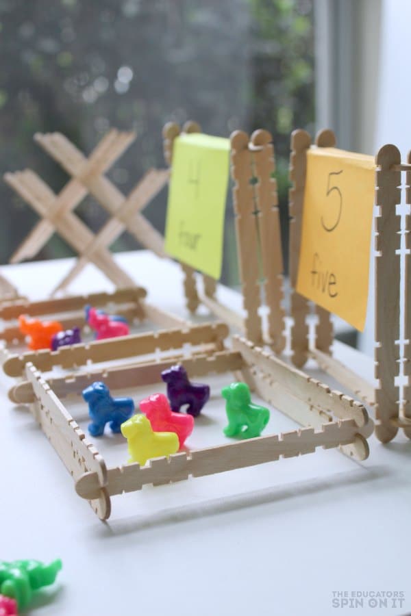 Zoo Centers and Activities (Freebies too) Pocket of Preschool