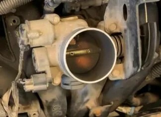 RPM Fluctuating While Driving? Causes, Fixes & Prevention Tips