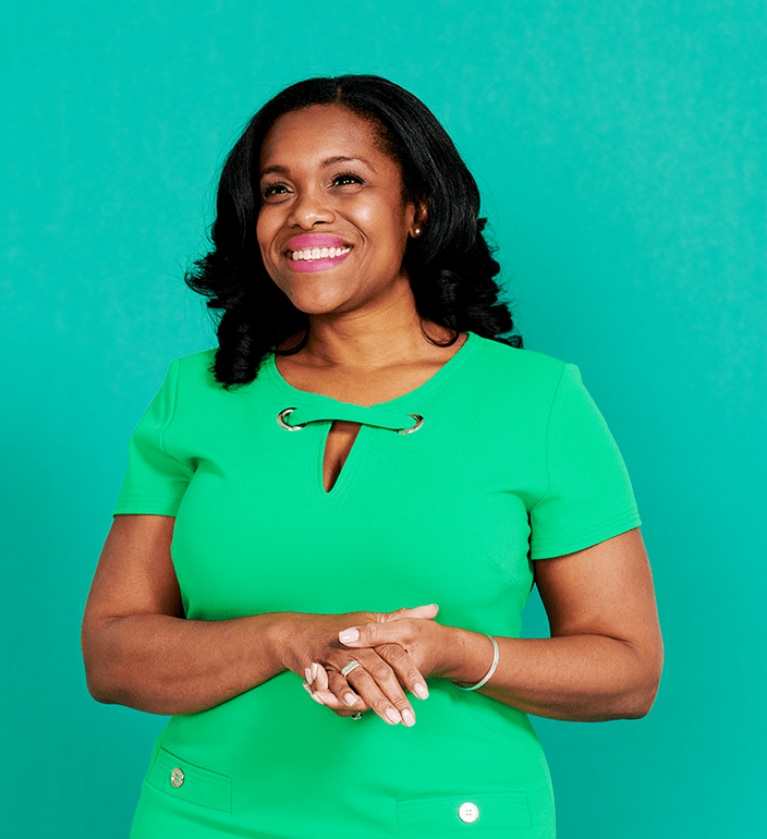 DR. LACI C. ROBBINS The Ellevate Collective