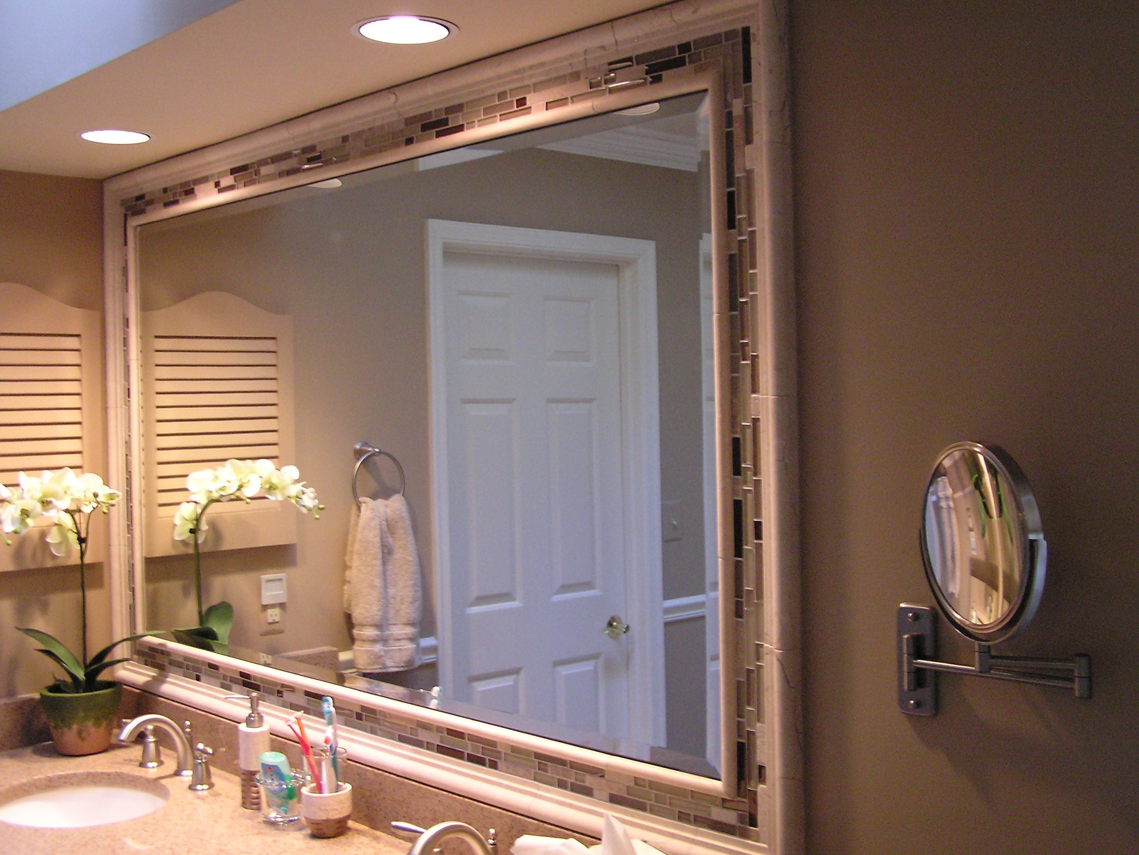 Bathroom Mirror Frames Ideas