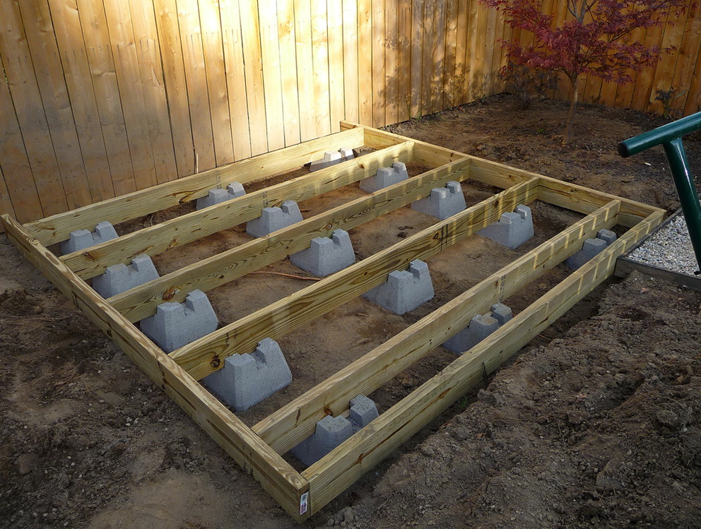 Using Concrete Deck Blocks