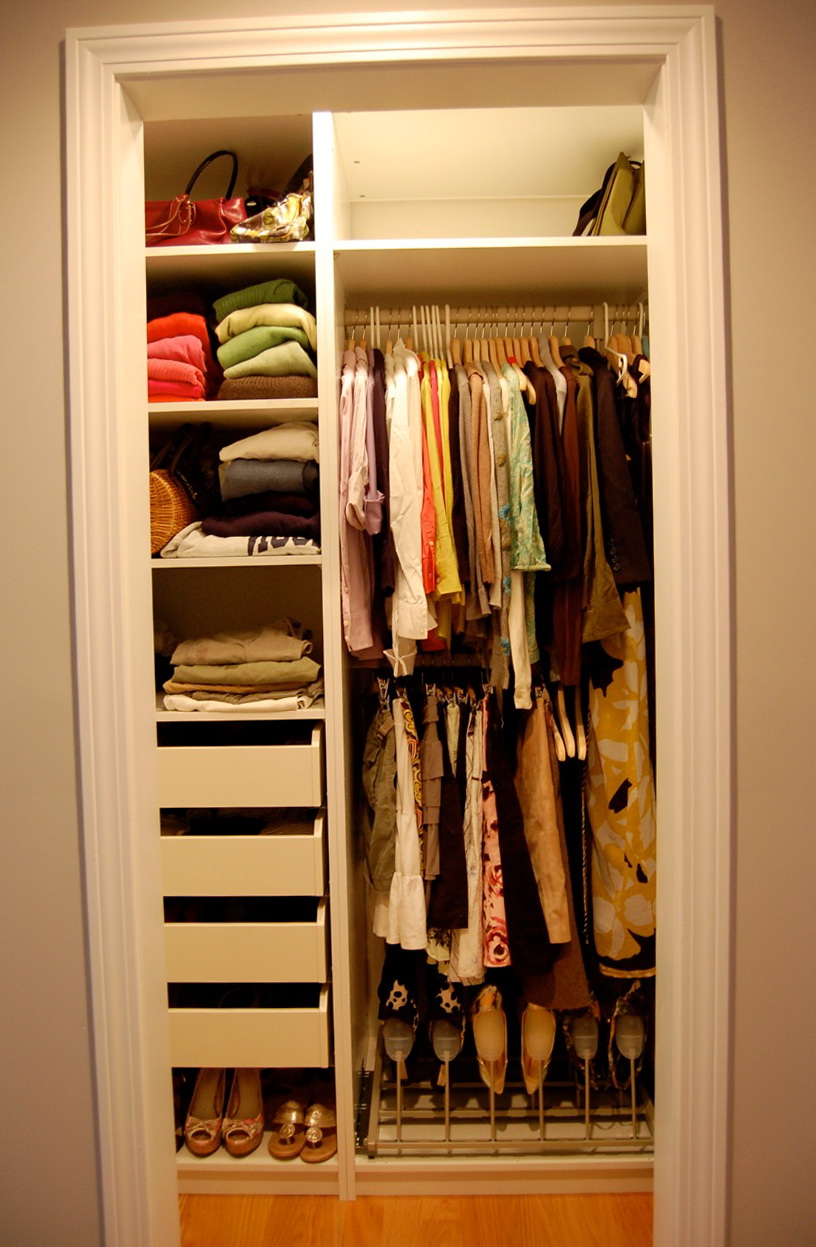 Small Wardrobe Closet Designs