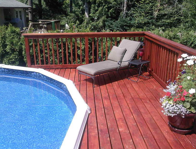 Small Pool Deck Ideas