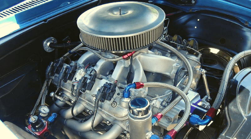 Breaking Down Carbureted LS vs EFI - The Engine Block