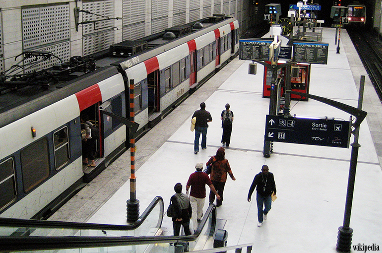 PARIS HOW TO GET FROM CDG TO NOTRE DAME The English Explorer