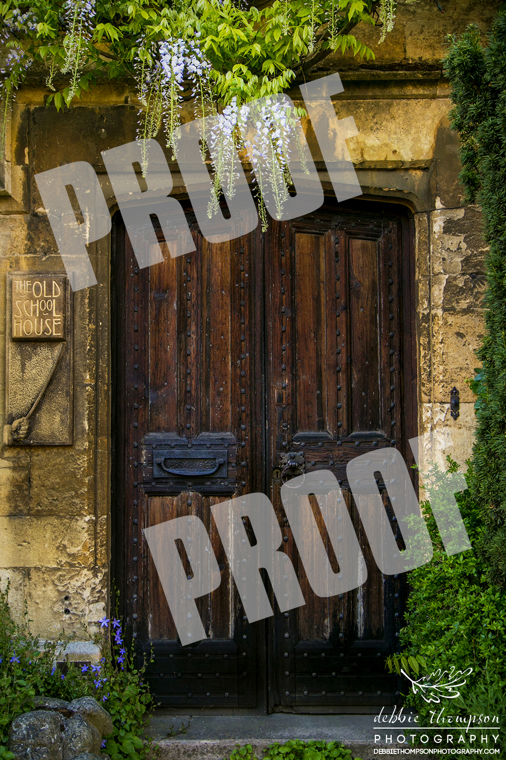 Cotswold Door 24×36 The English Explorer